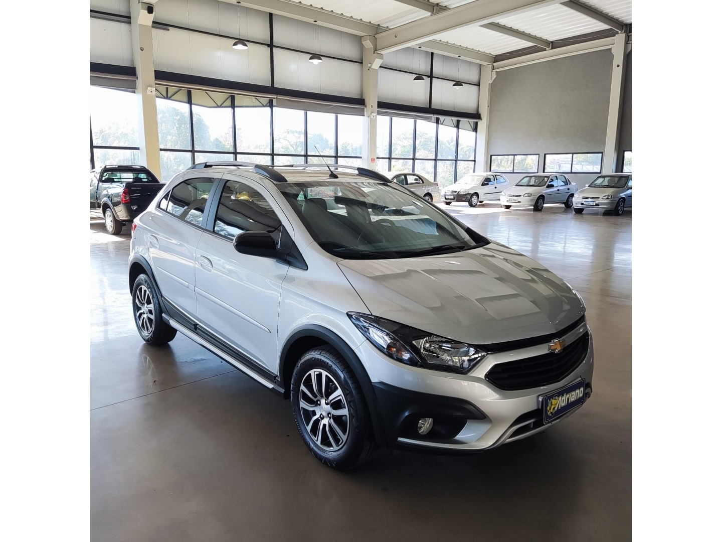 CHEVROLET ONIX 1.4 MPFI ACTIV 8V FLEX 4P AUTOMÁTICO