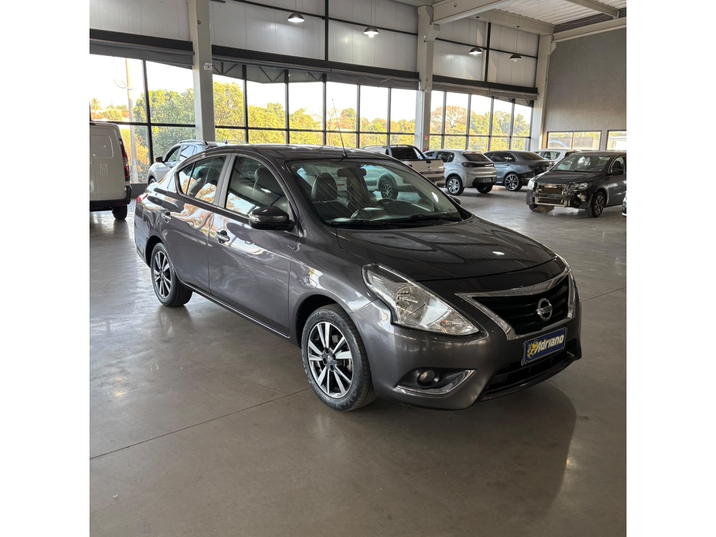 NISSAN VERSA