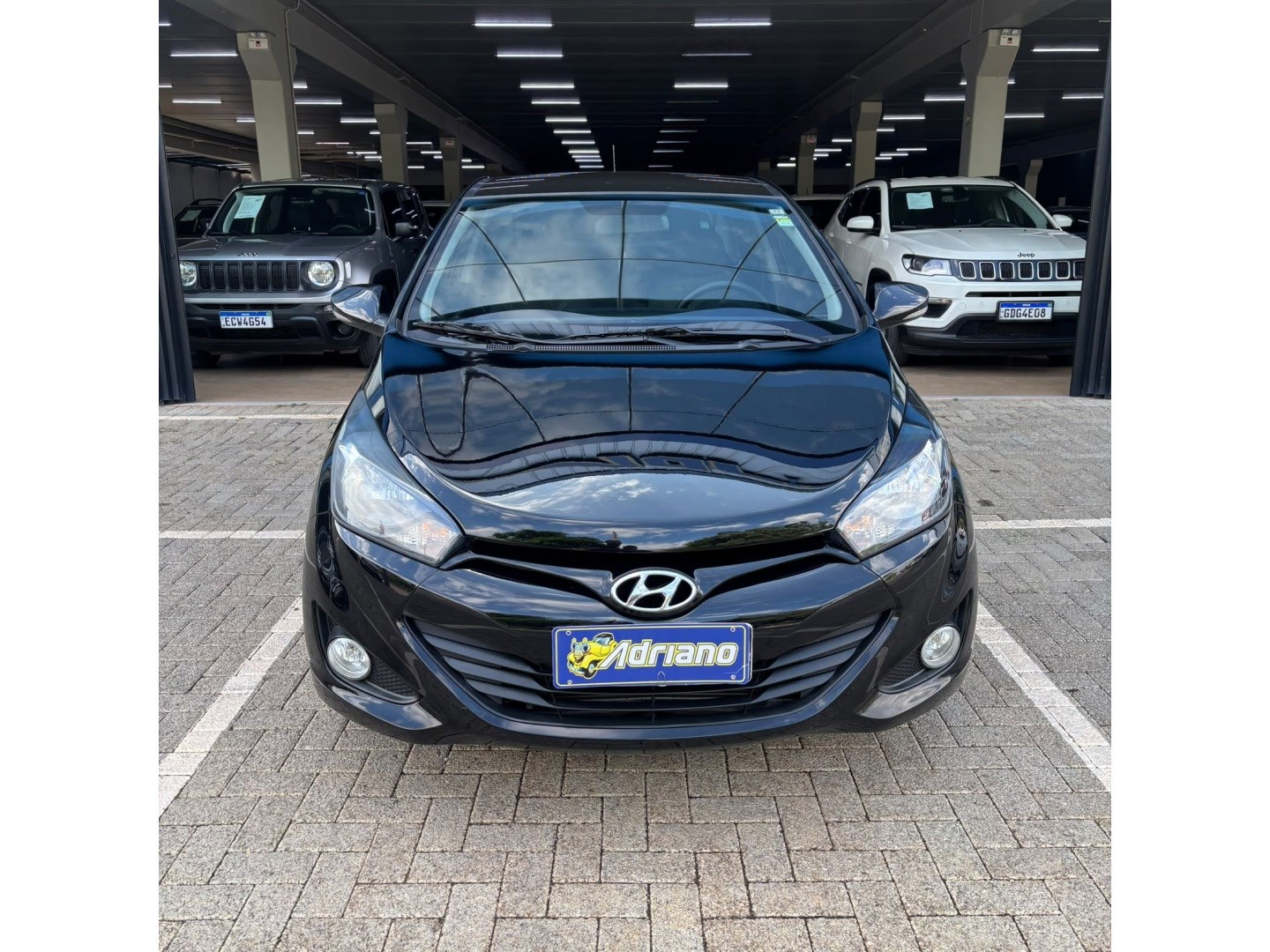 Hyundai HB20S 1.6 Comfort Plus 16V Flex 4P Automático - foto 2