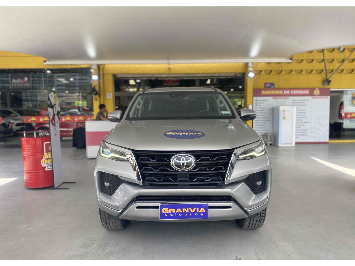 TOYOTA HILUX SW4