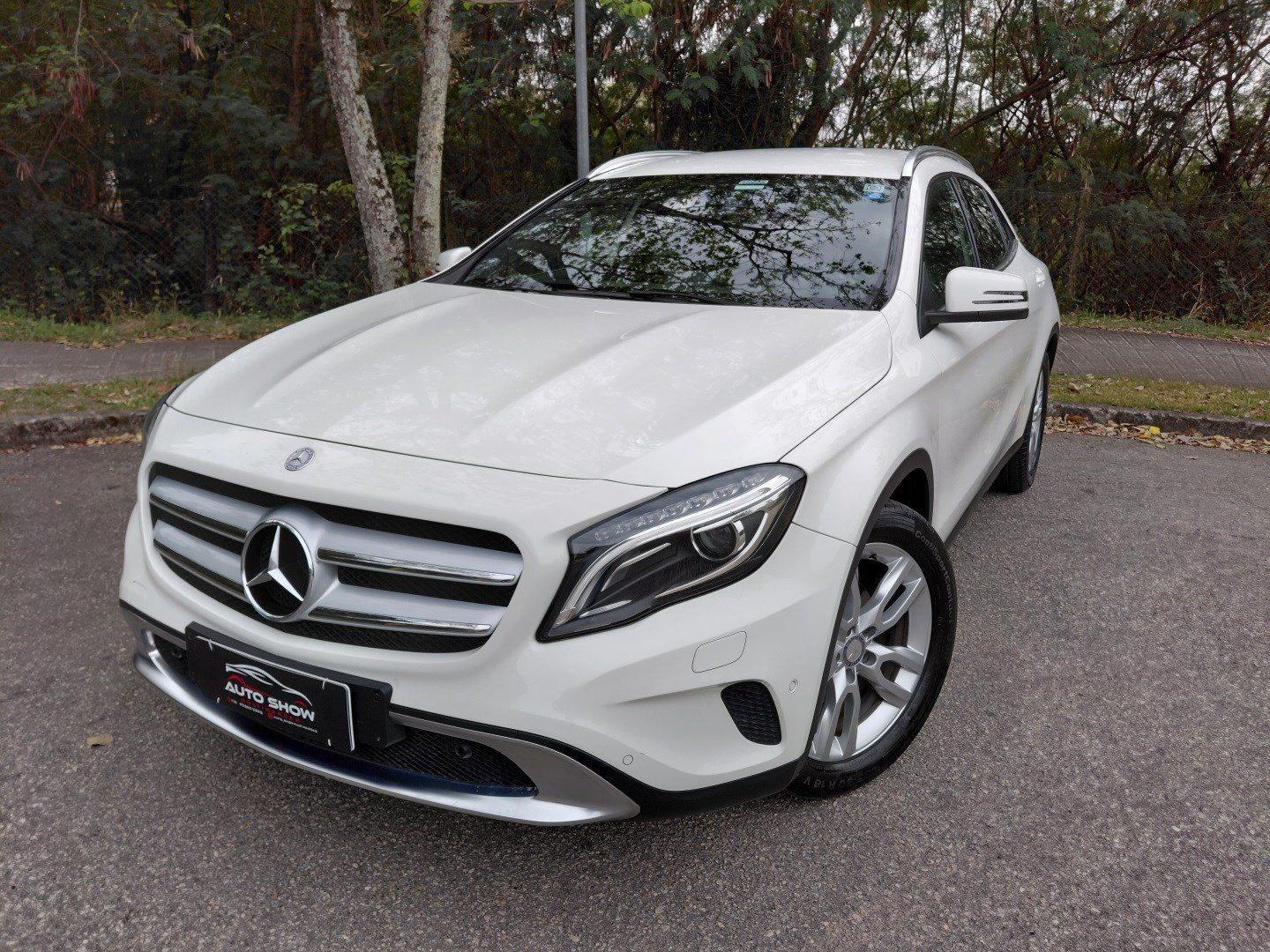 MERCEDES-BENZ GLA 200