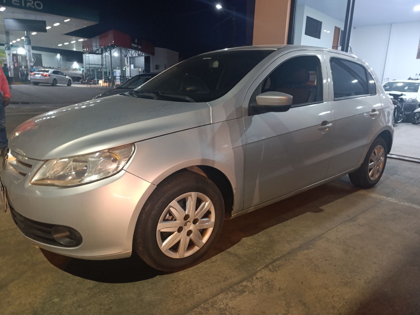 VOLKSWAGEN GOL
