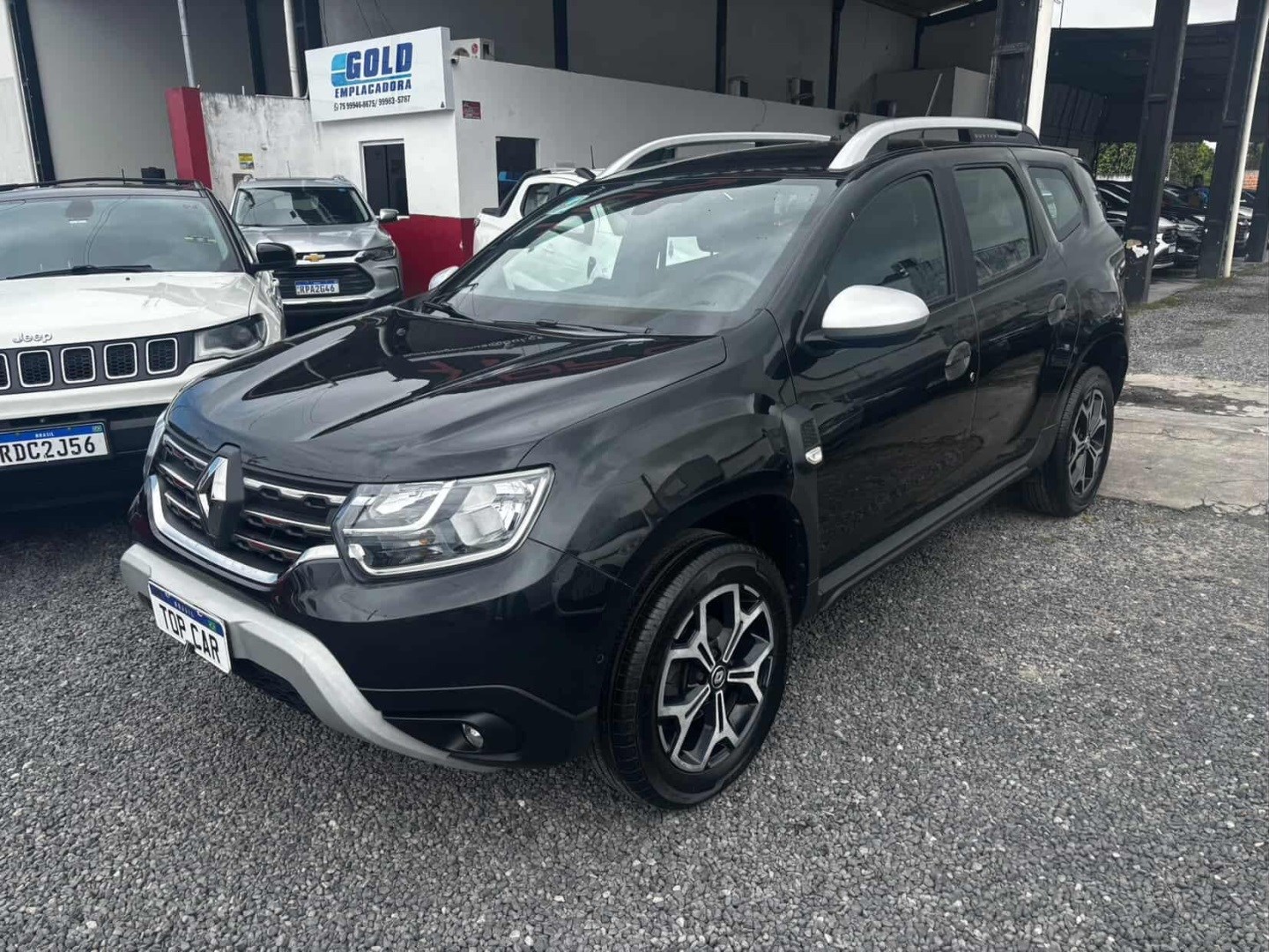 RENAULT DUSTER