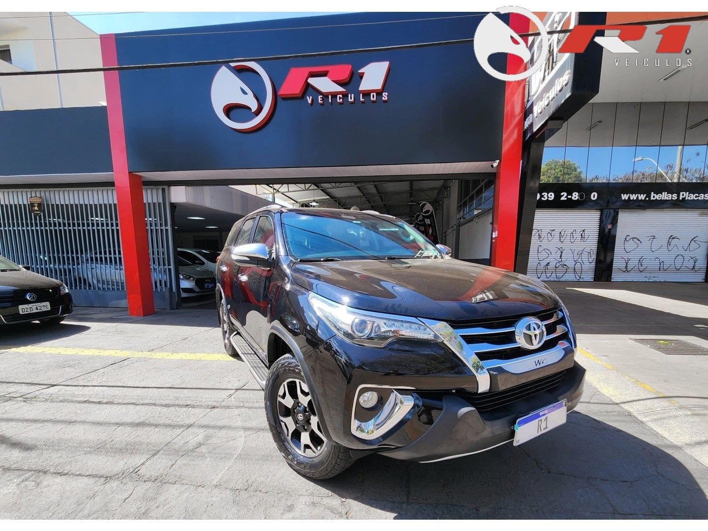 TOYOTA HILUX SW4