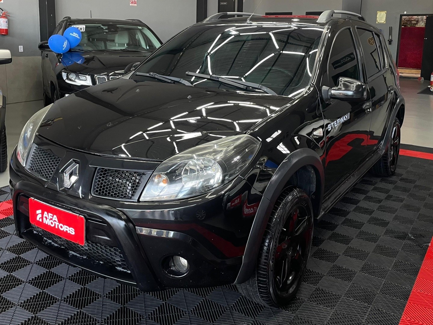 RENAULT SANDERO