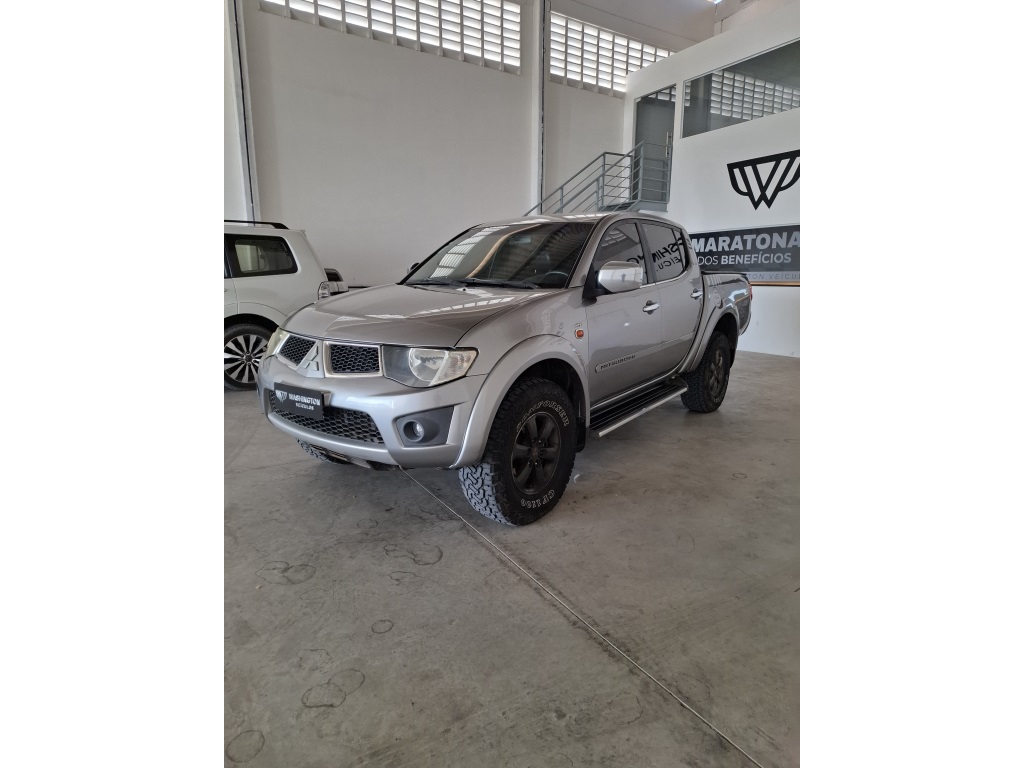 MITSUBISHI L200 TRITON