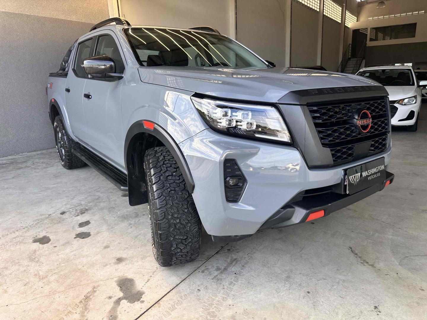 NISSAN FRONTIER