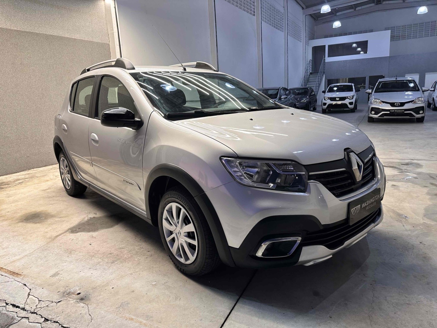 RENAULT SANDERO