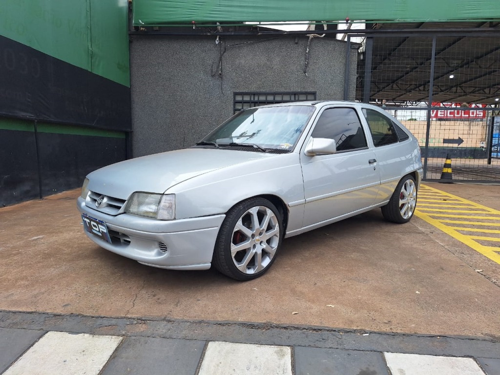 CHEVROLET KADETT 2.0 EFI GL 8V GASOLINA 2P MANUAL