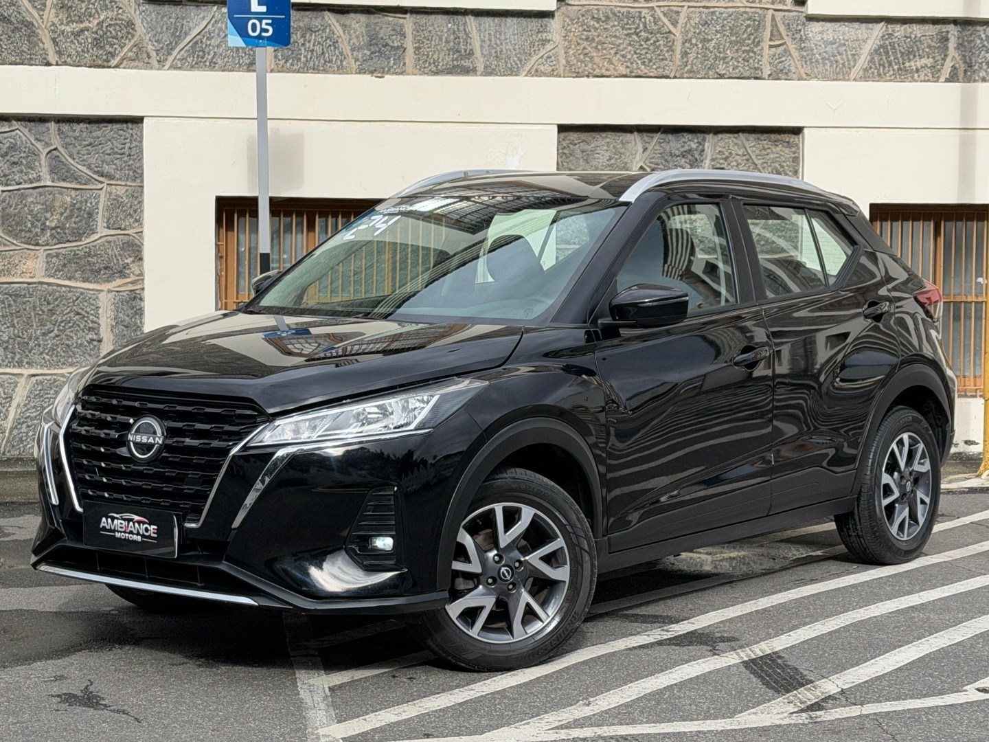 NISSAN KICKS
