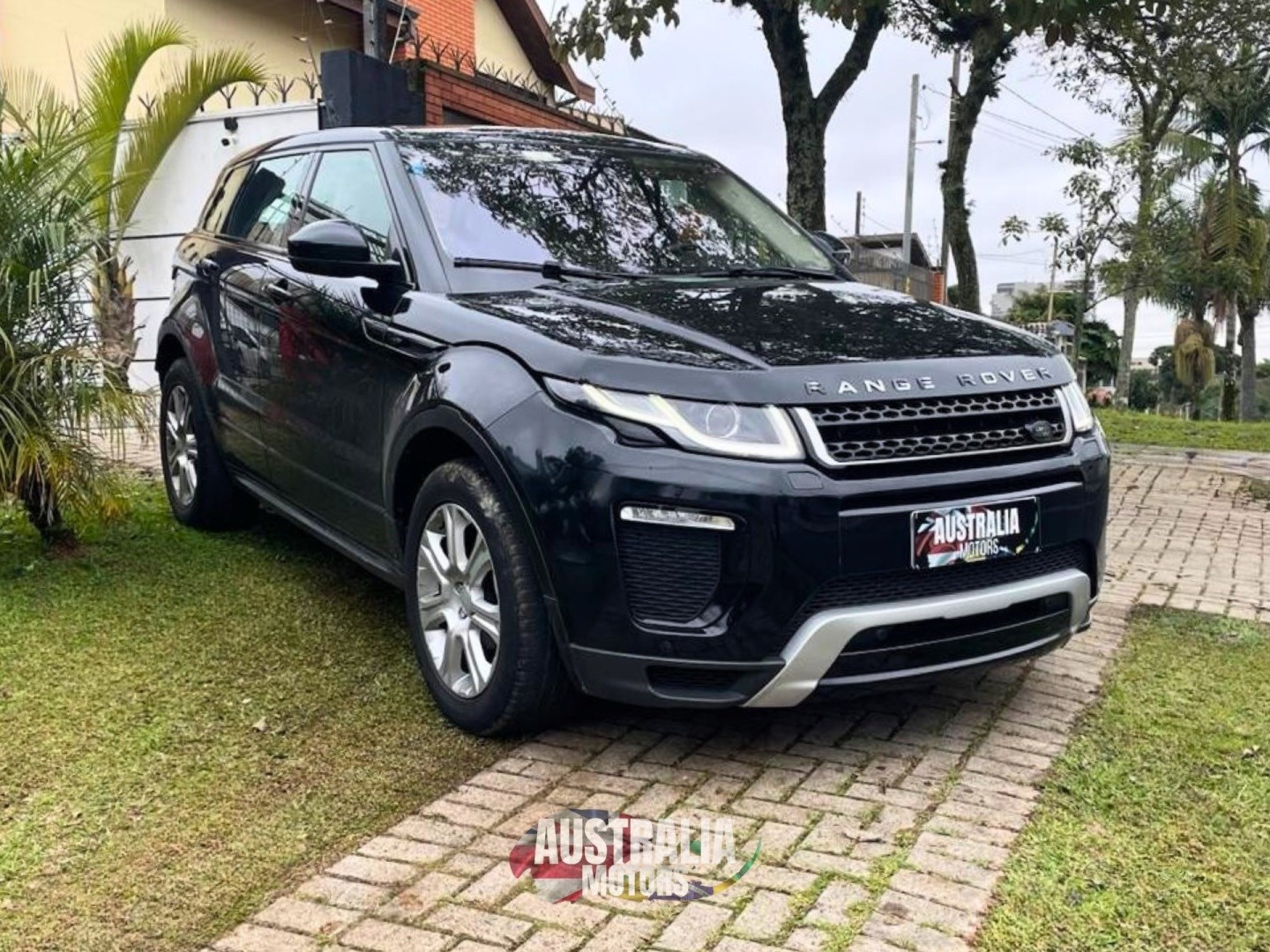 LAND ROVER RANGE ROVER EVOQUE