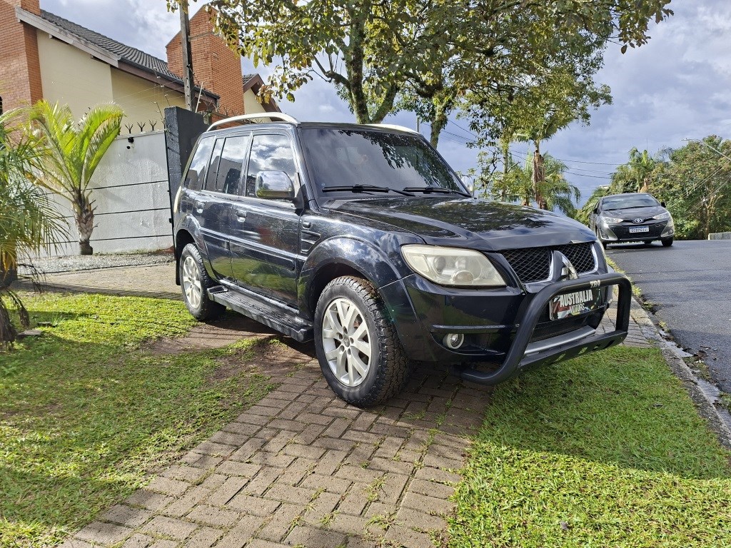 MITSUBISHI PAJERO TR4