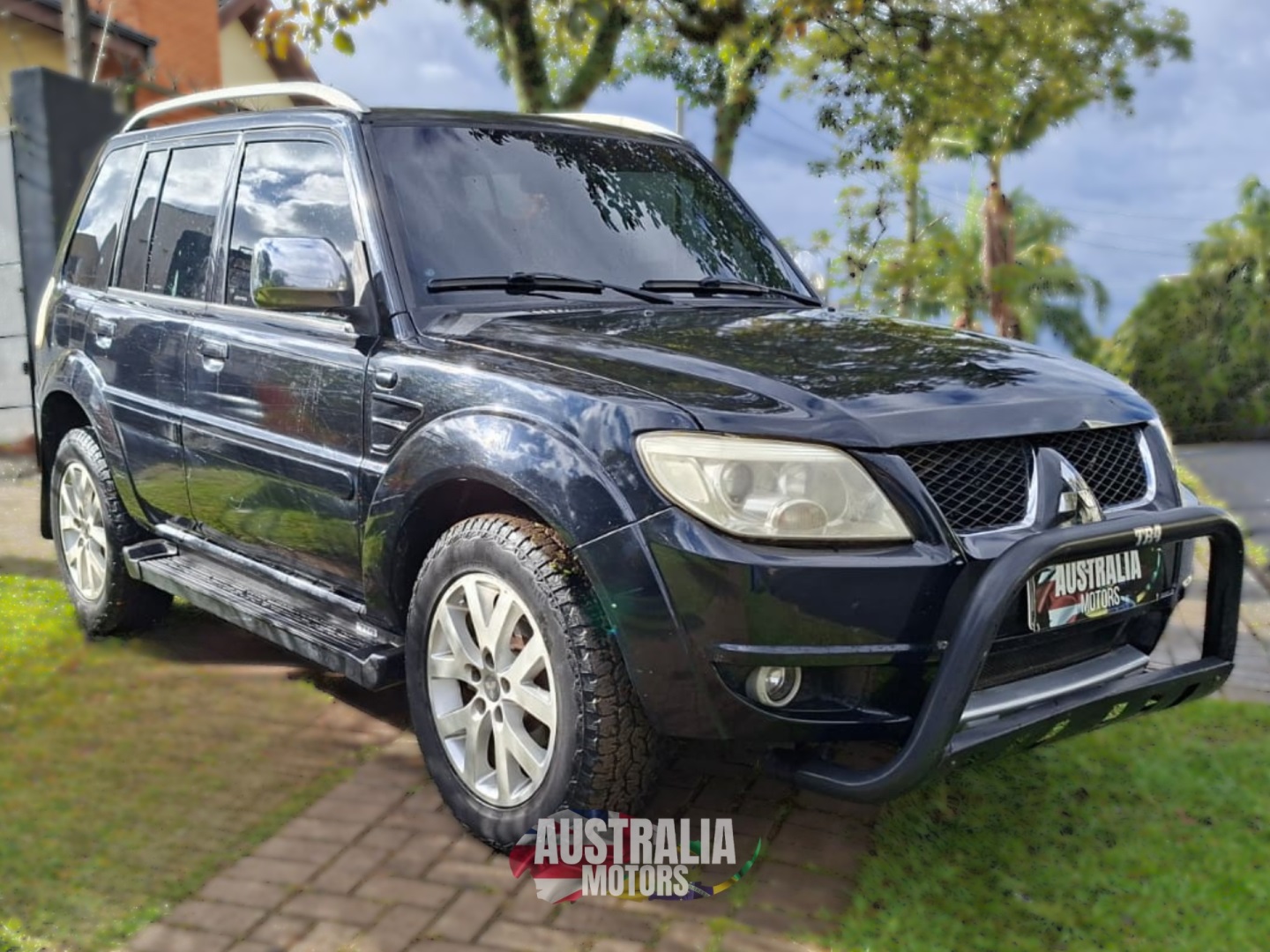 MITSUBISHI PAJERO TR4
