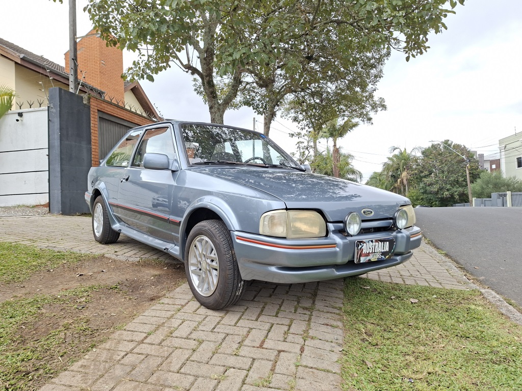 FORD ESCORT