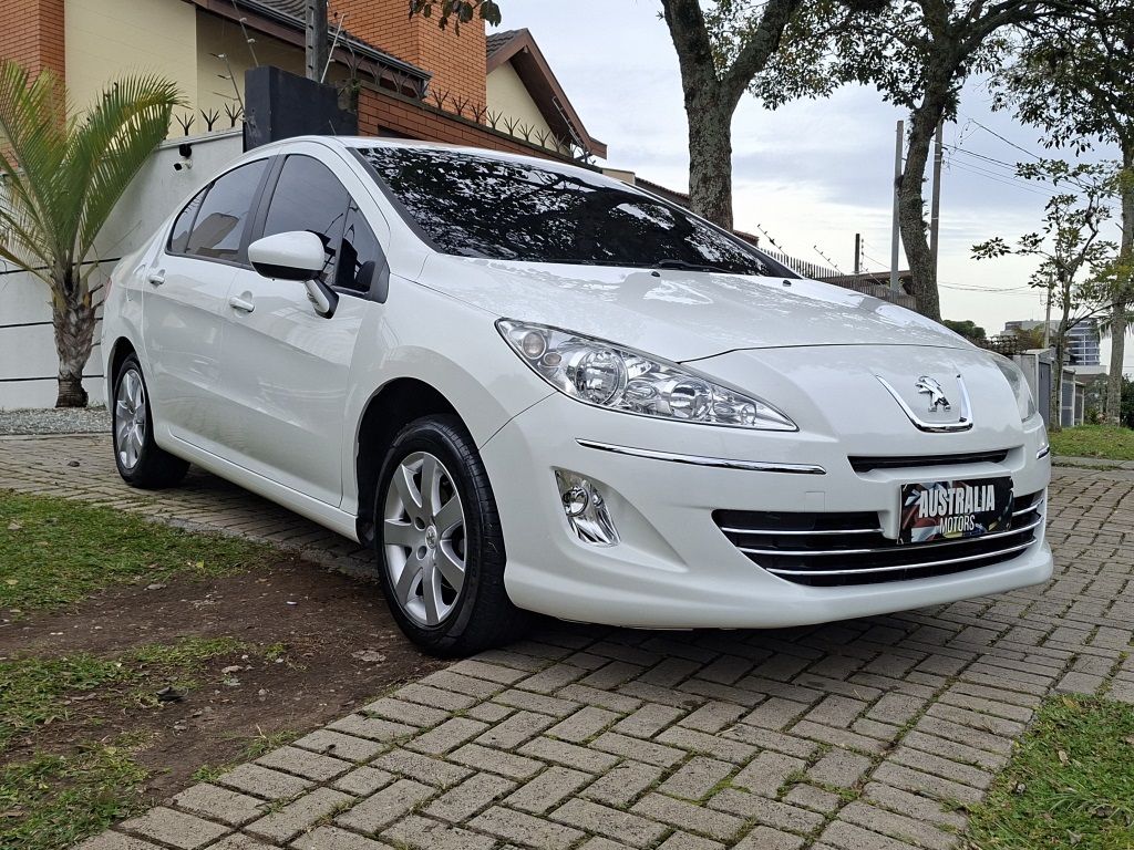 PEUGEOT 408