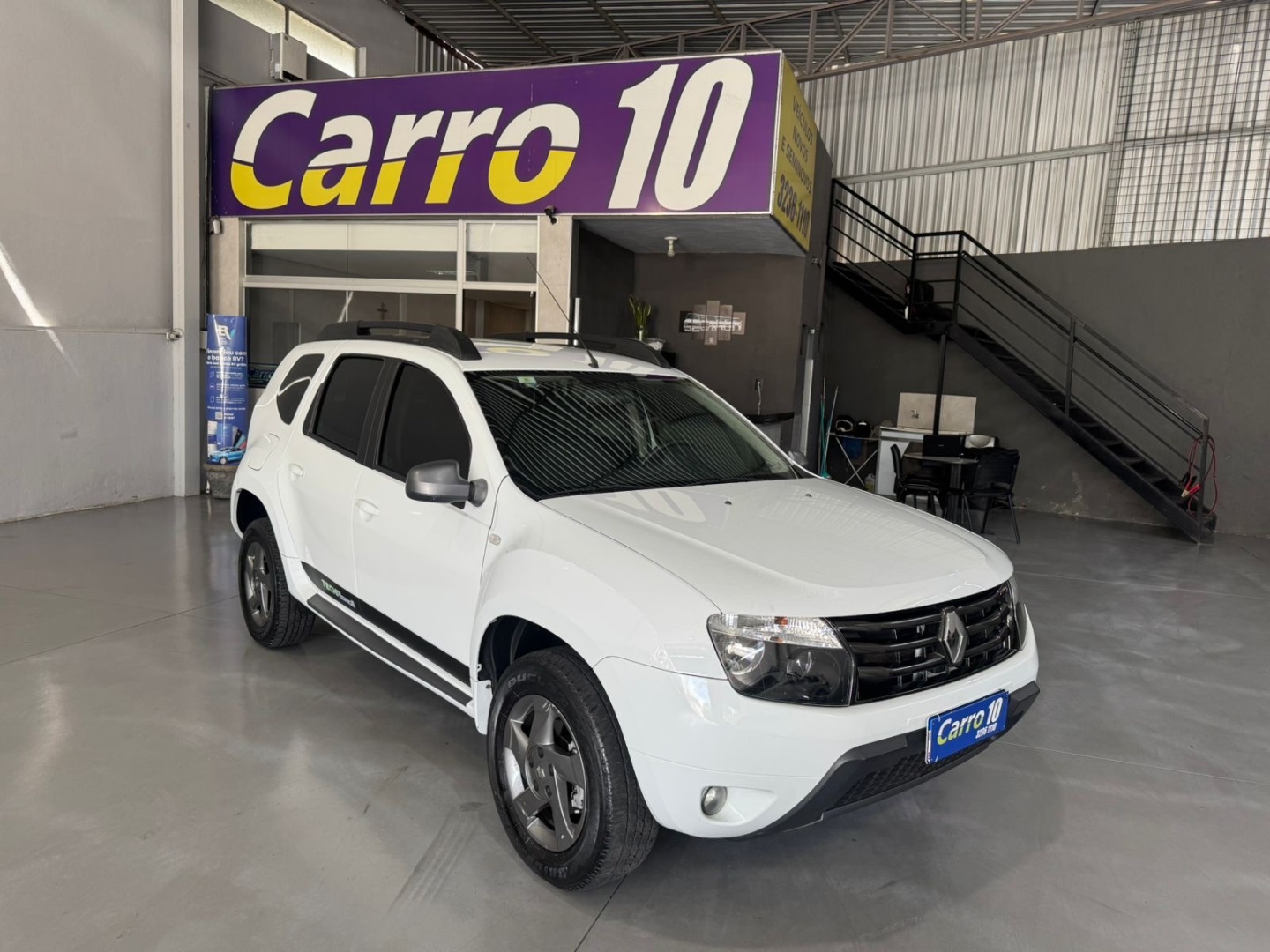 RENAULT DUSTER