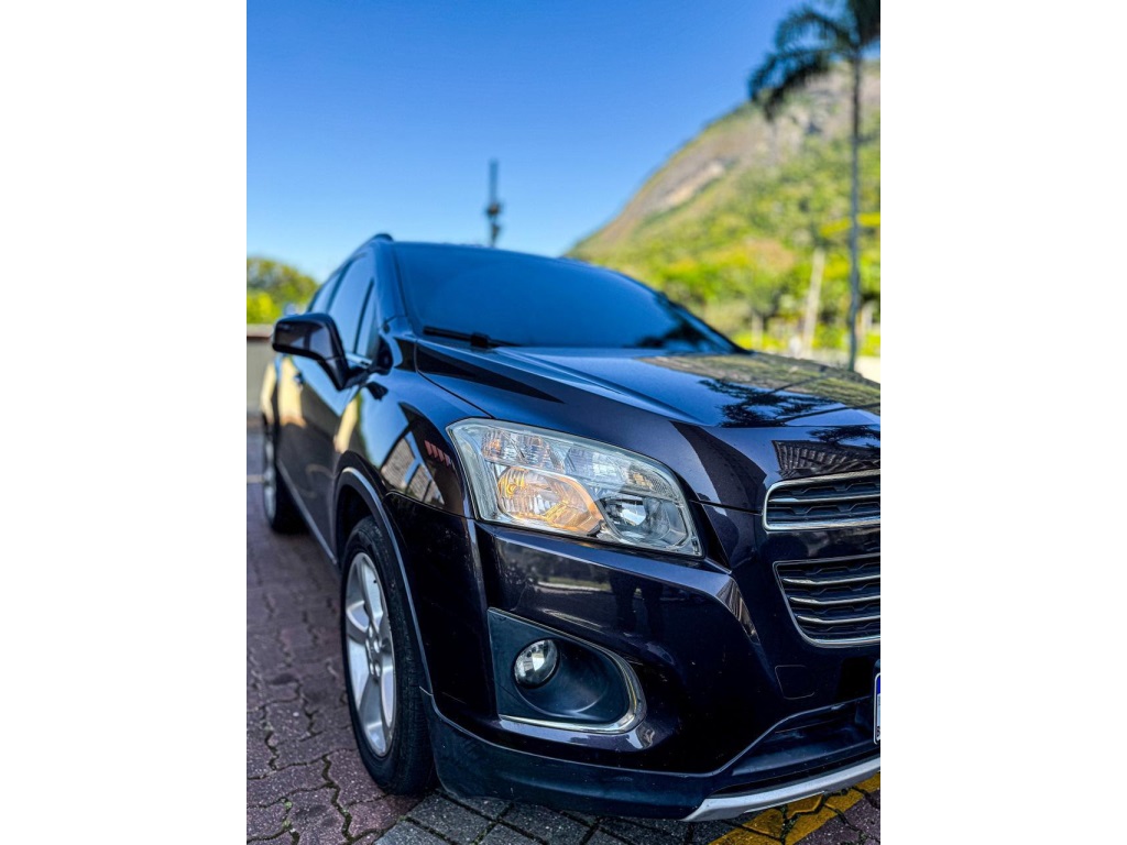 CHEVROLET TRACKER