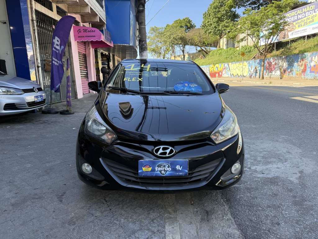 HYUNDAI HB20S
