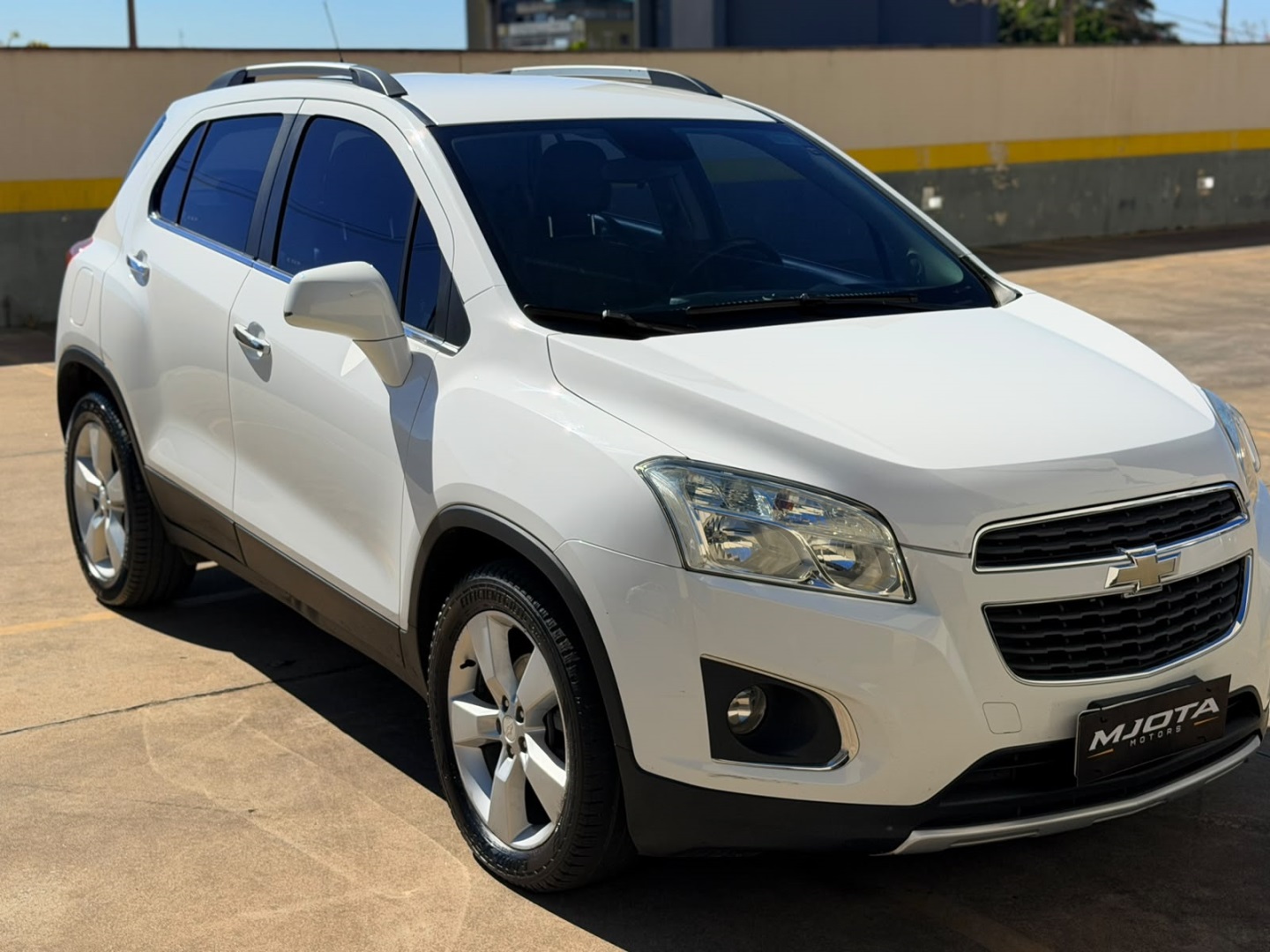 CHEVROLET TRACKER