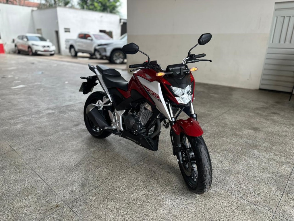 HONDA CB 300F TWISTER ABS