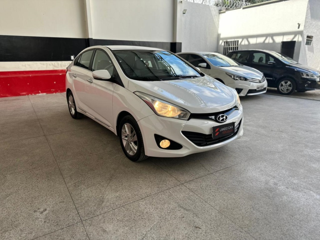 HYUNDAI HB20S