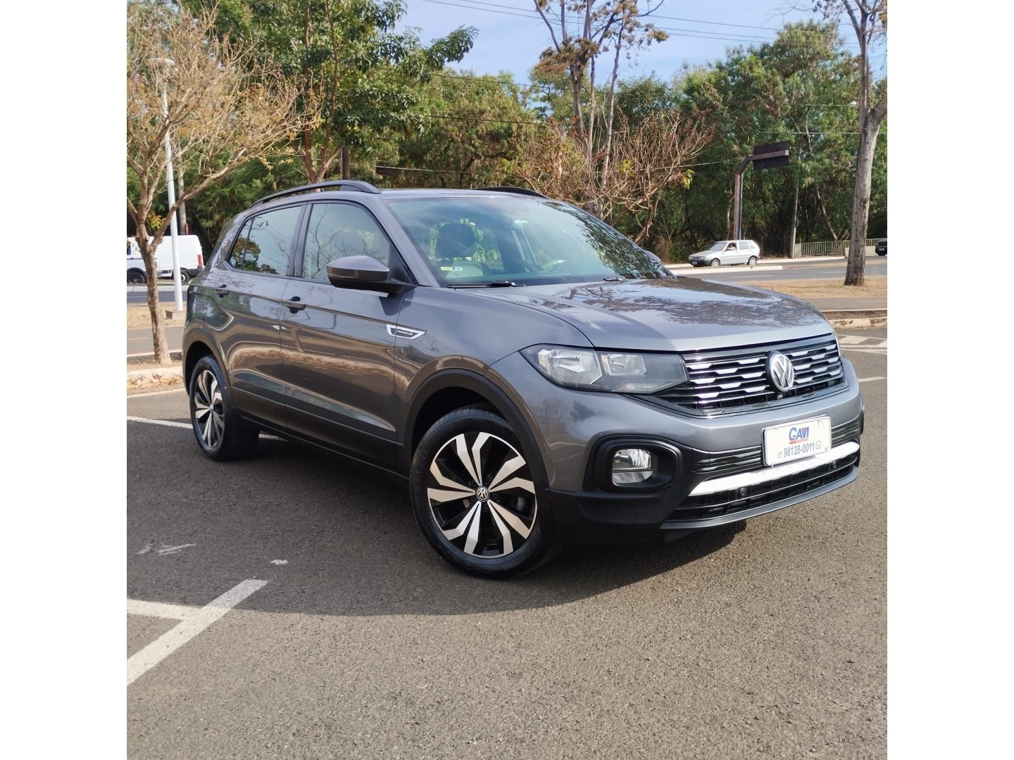 VOLKSWAGEN T-CROSS