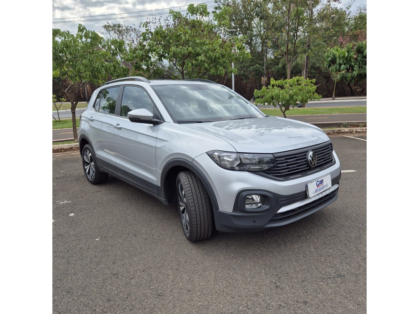 VOLKSWAGEN T-CROSS 1.0 200 TSI TOTAL FLEX AUTOMÁTICO