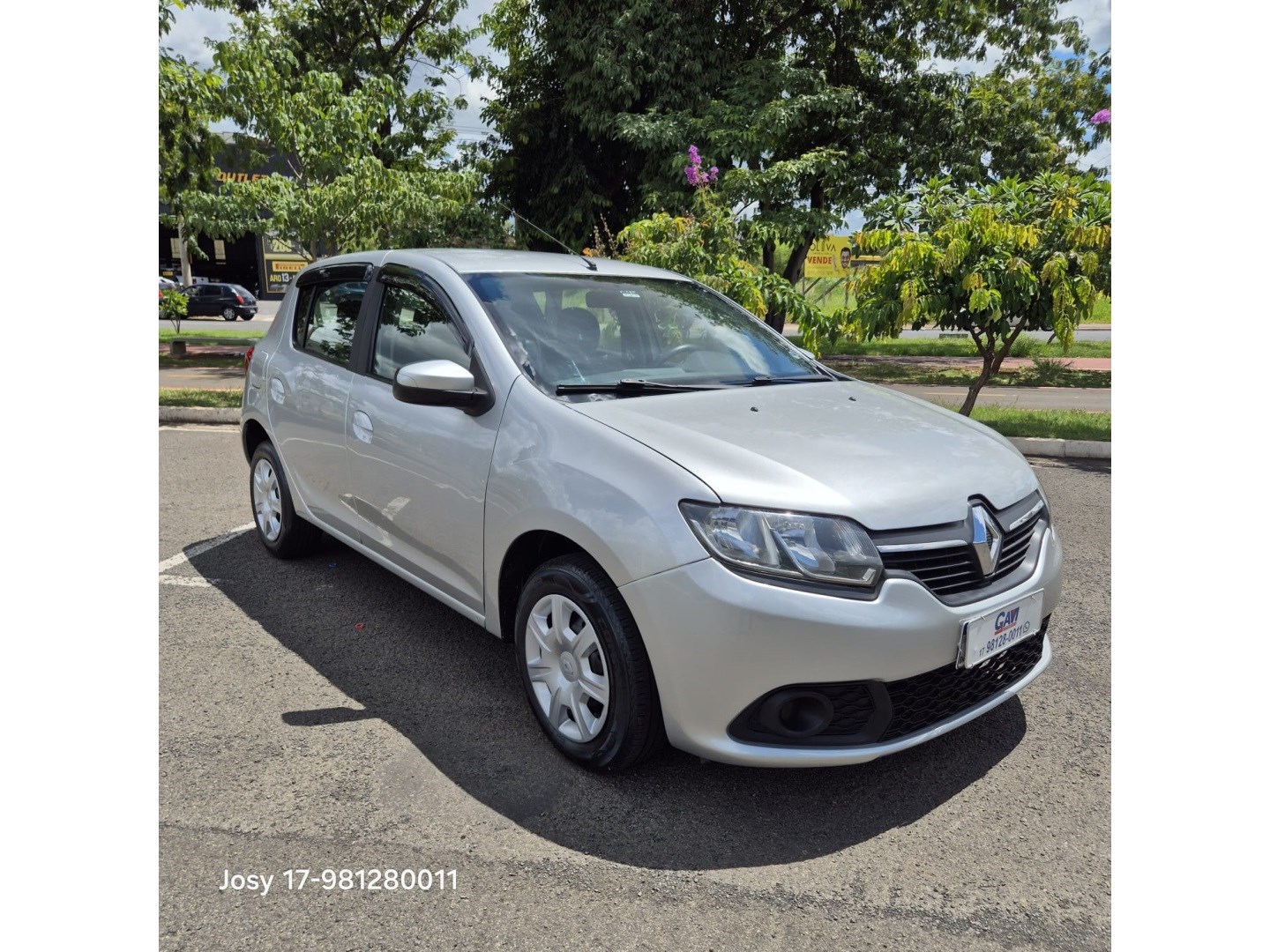 RENAULT SANDERO