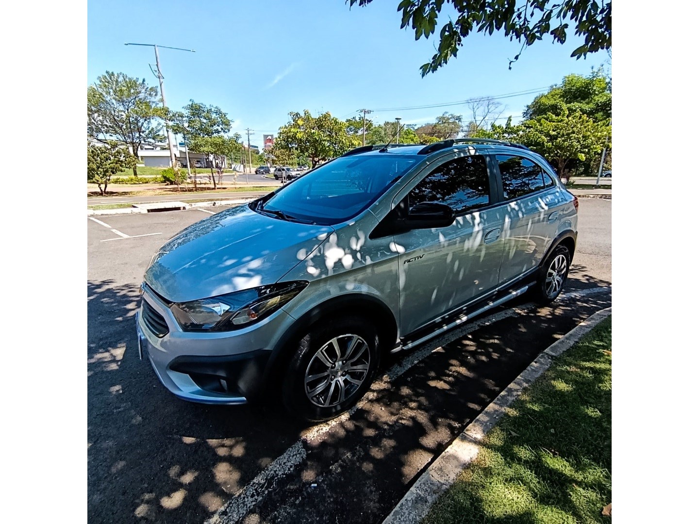 CHEVROLET ONIX 1.4 MPFI ACTIV 8V FLEX 4P MANUAL