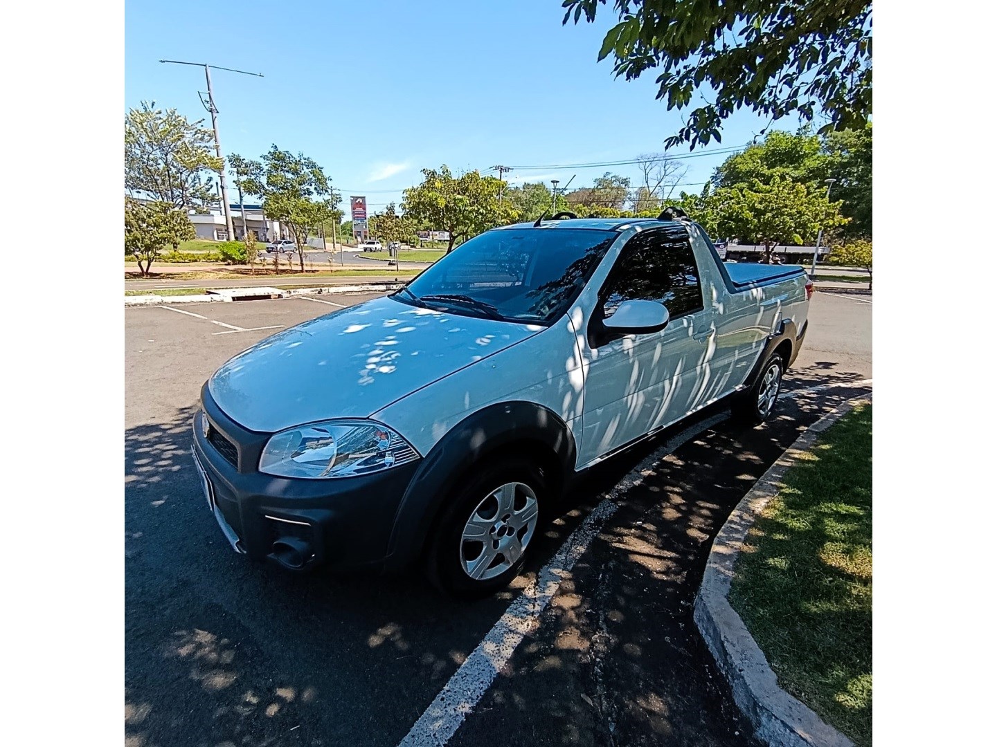 FIAT STRADA 1.4 MPI HARD WORKING CS 8V FLEX 2P MANUAL