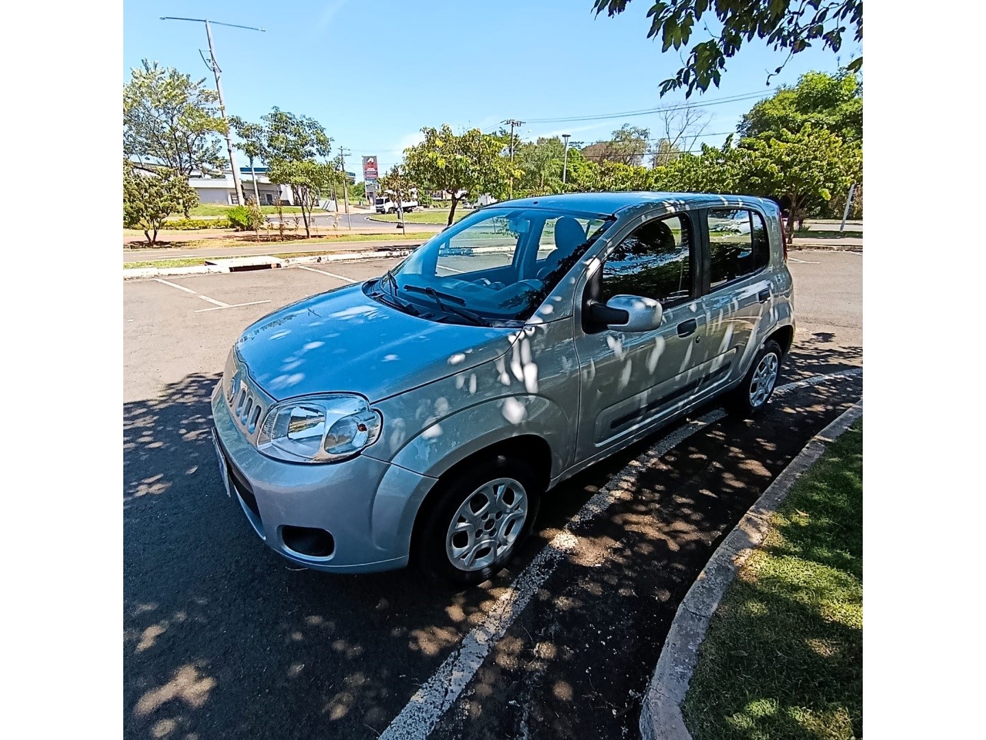 FIAT UNO 1.4 ATTRACTIVE 8V FLEX 4P MANUAL