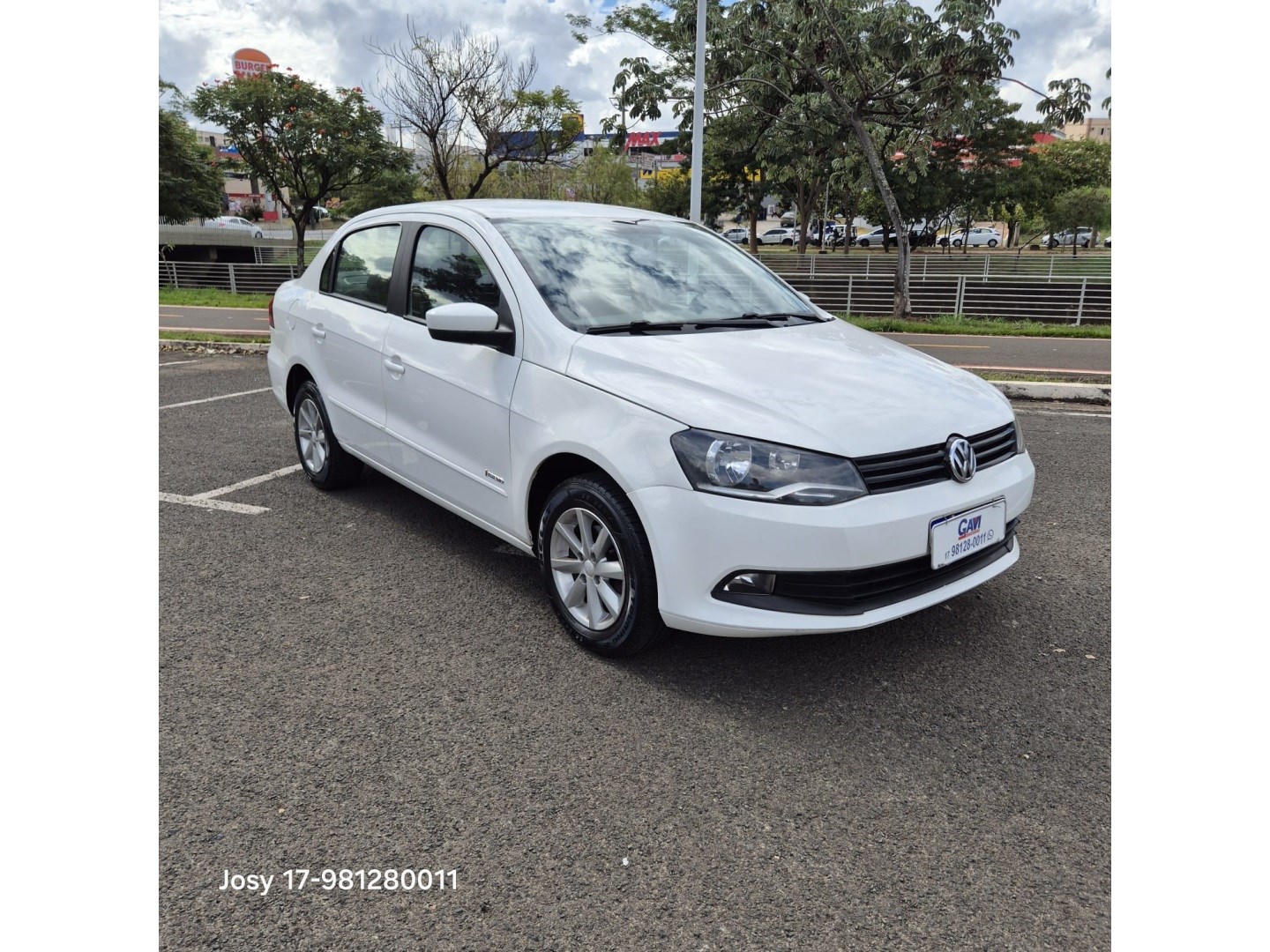 VOLKSWAGEN VOYAGE