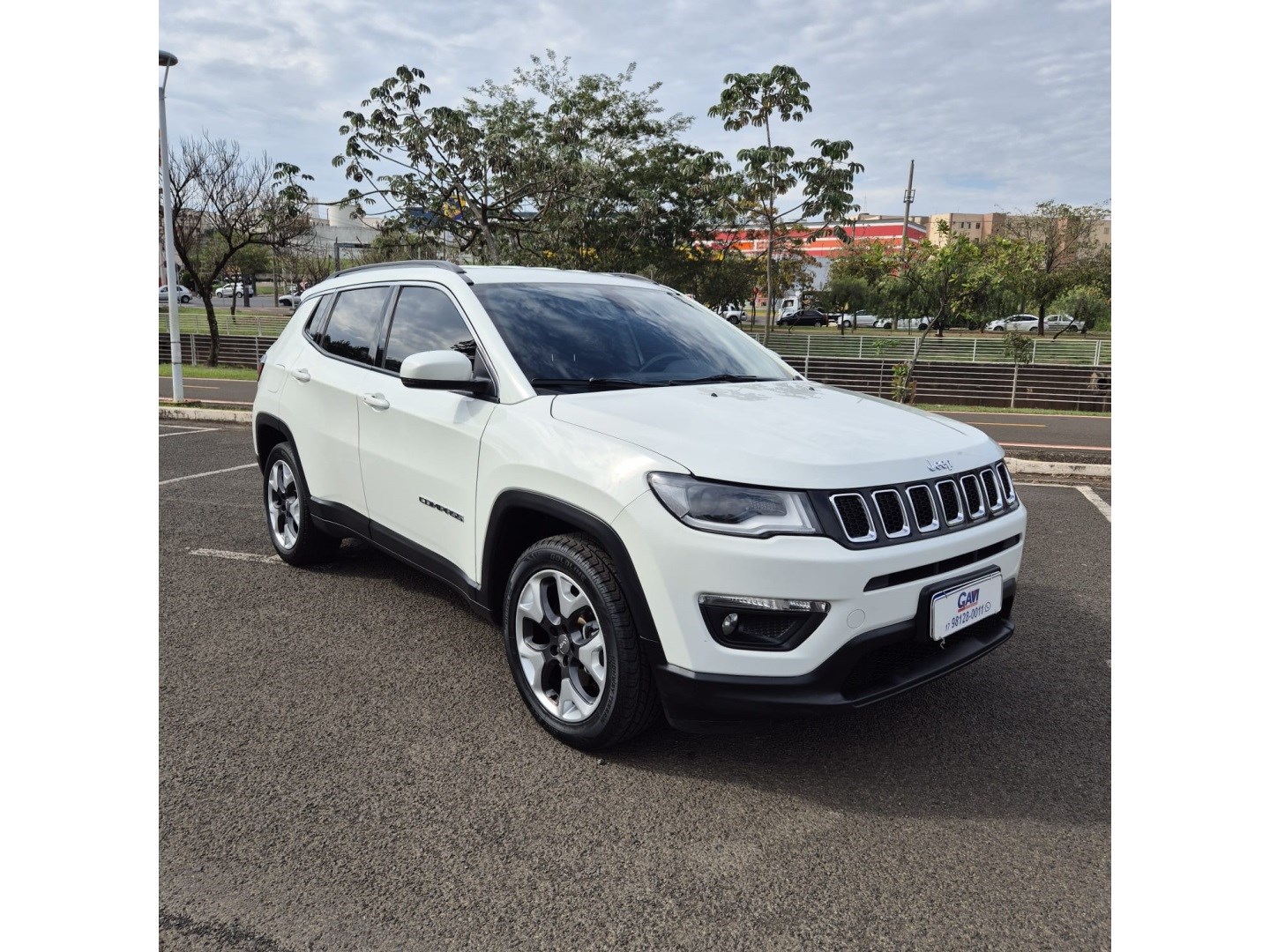JEEP COMPASS 2.0 16V FLEX LONGITUDE AUTOMÁTICO