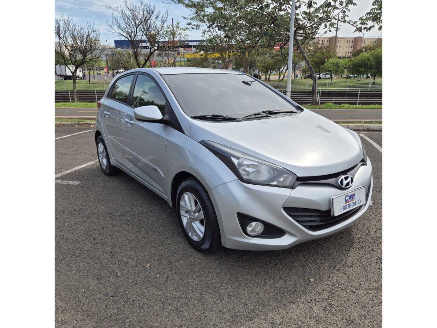 HYUNDAI HB20