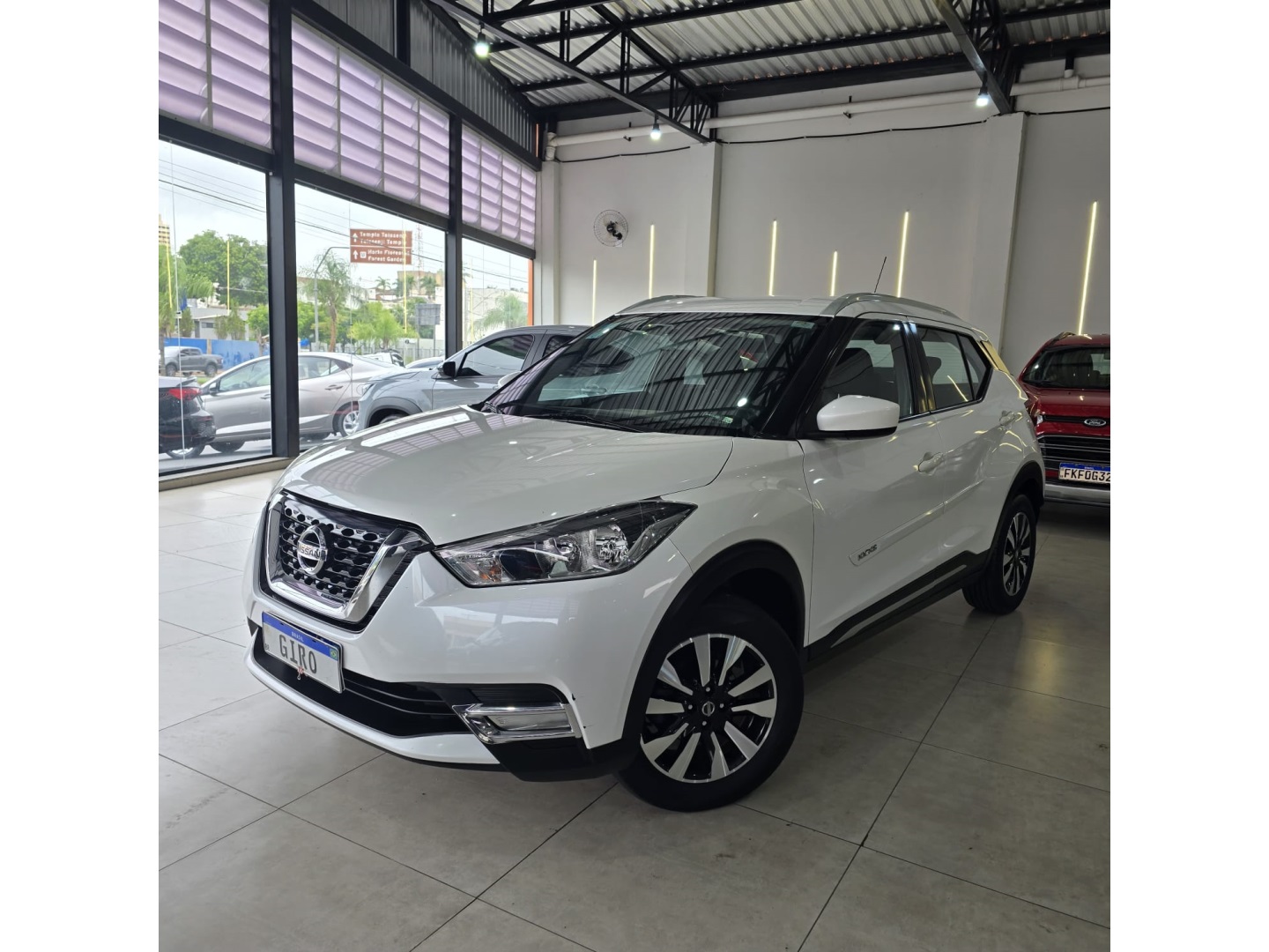 NISSAN KICKS