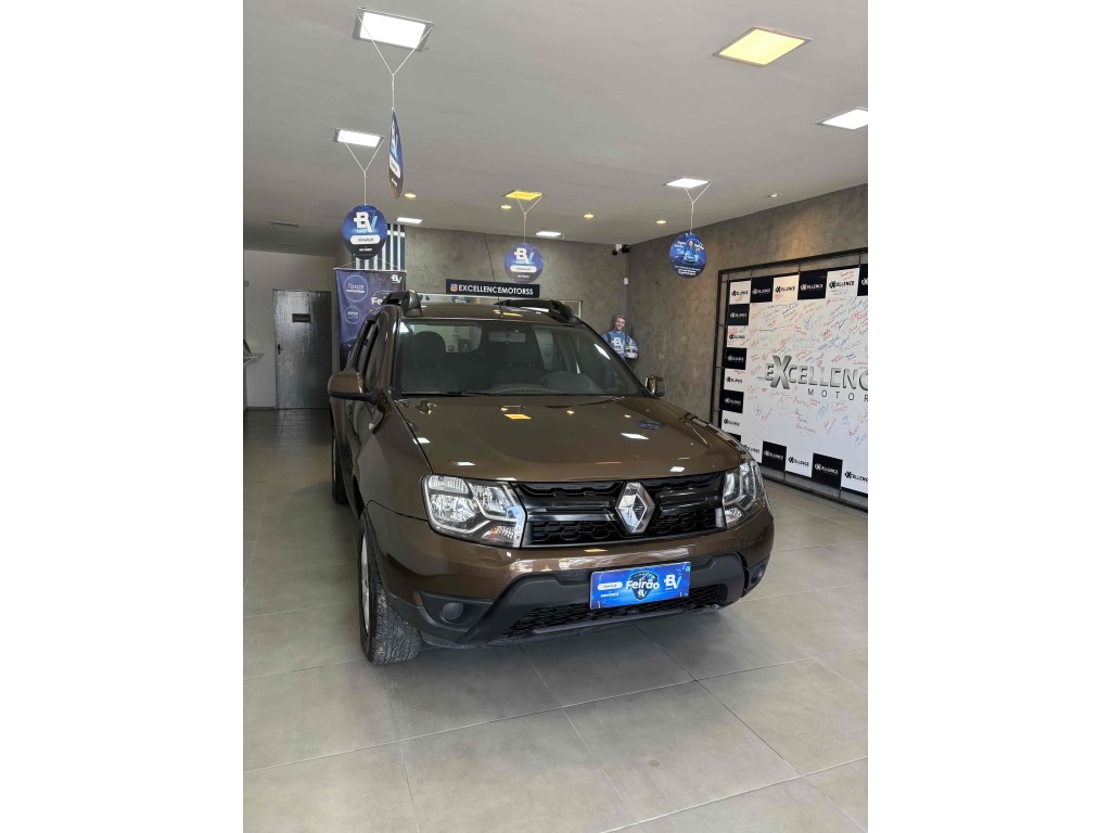 RENAULT DUSTER