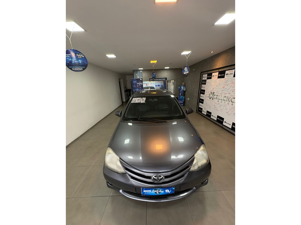 TOYOTA ETIOS