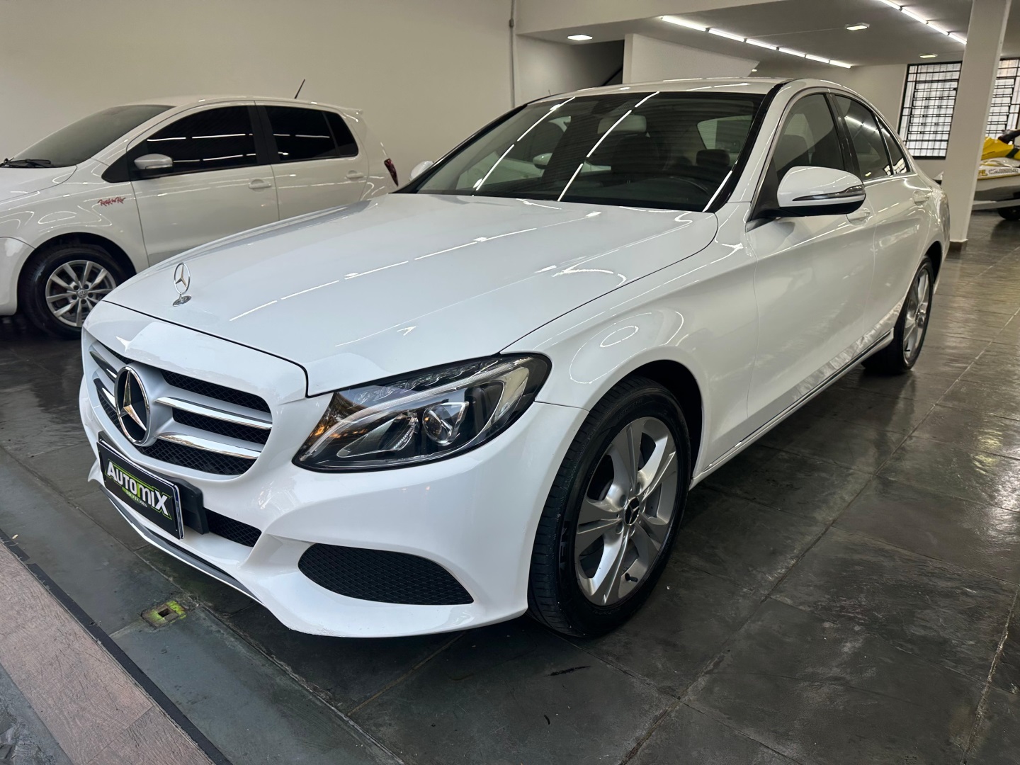MERCEDES-BENZ C 180