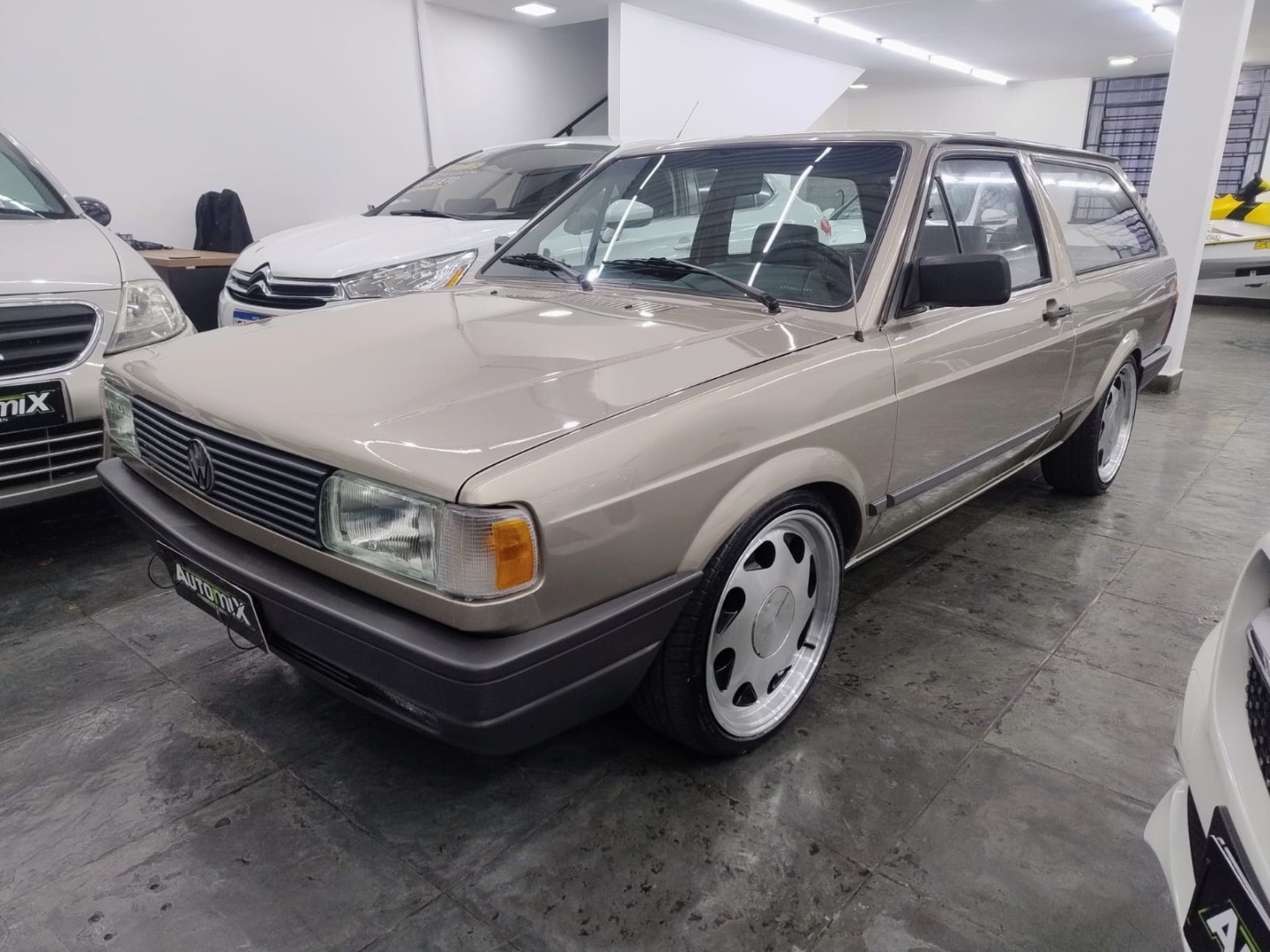 VOLKSWAGEN PARATI