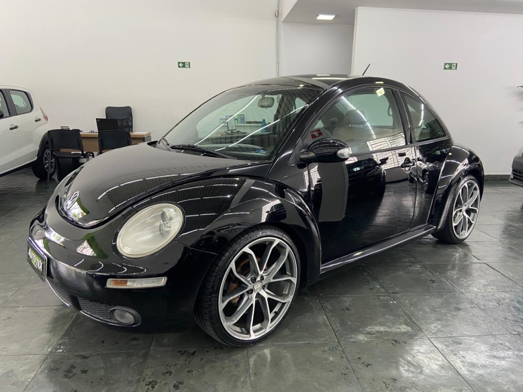 VOLKSWAGEN NEW BEETLE