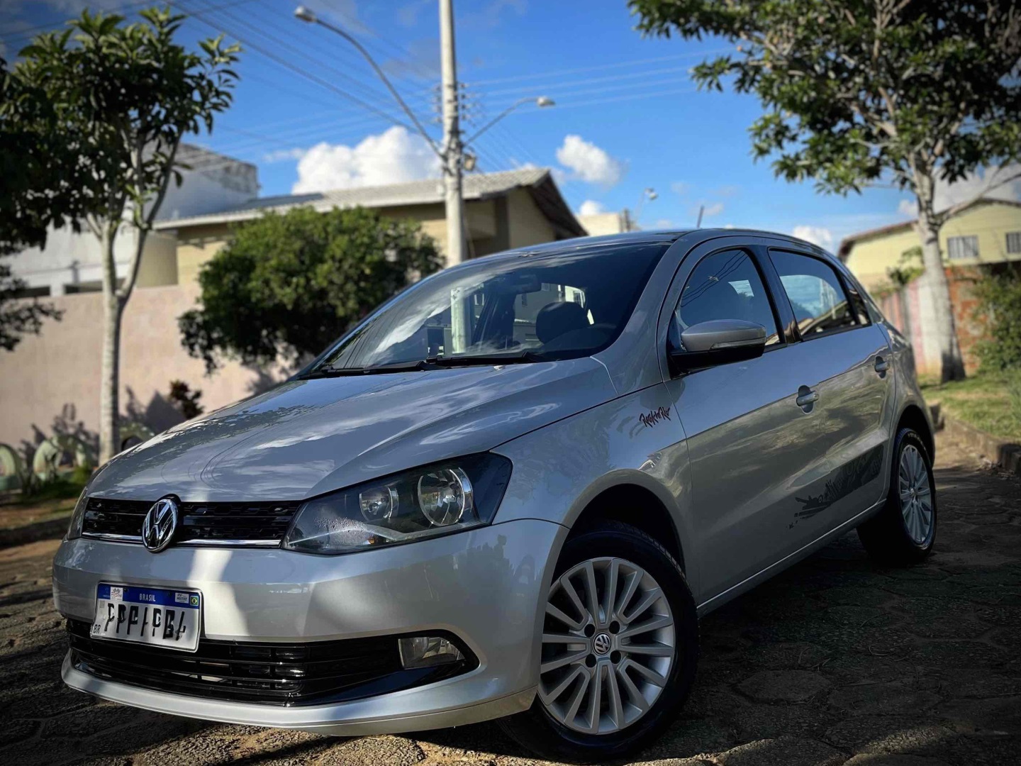 VOLKSWAGEN GOL