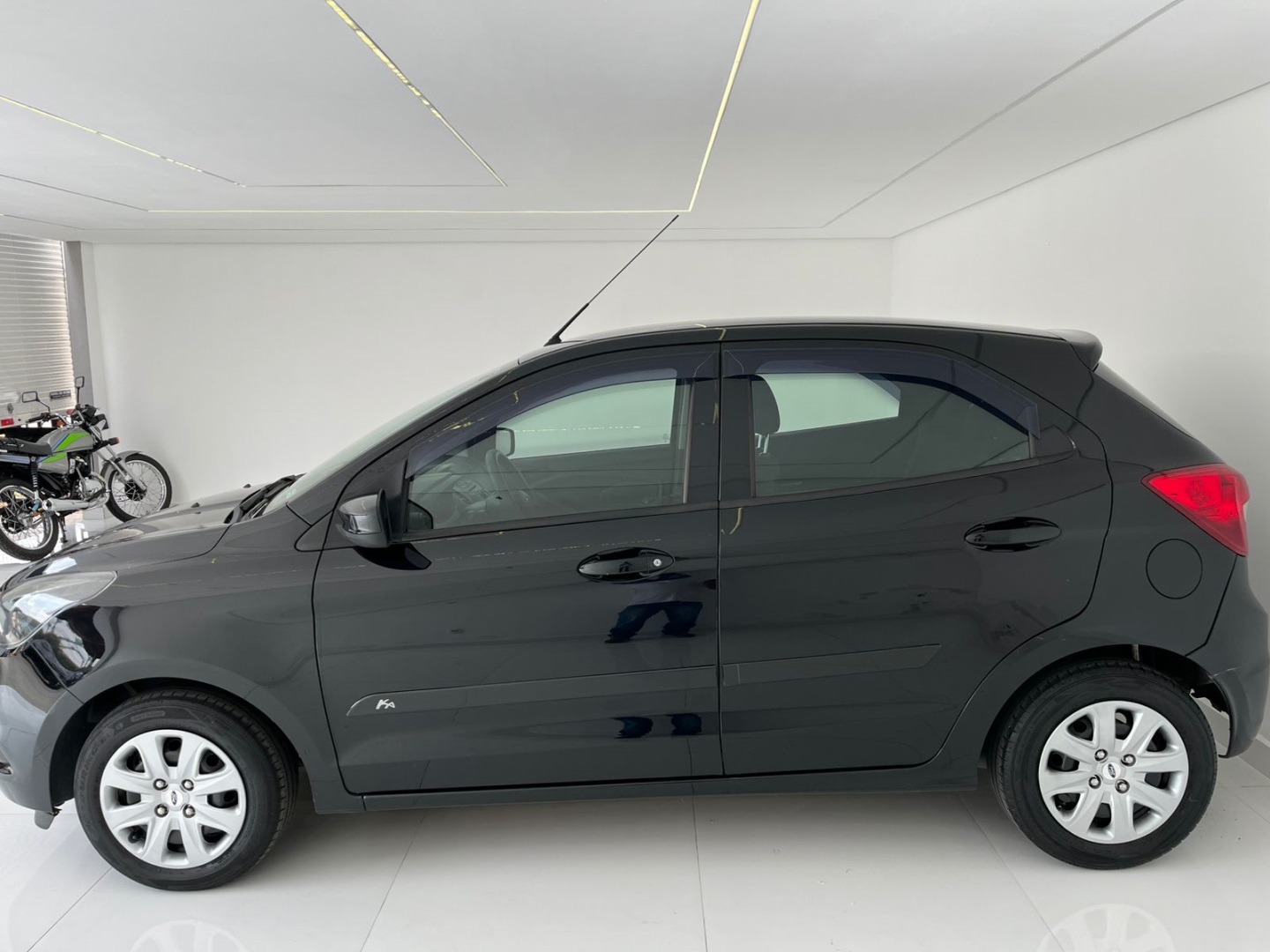 FORD KA