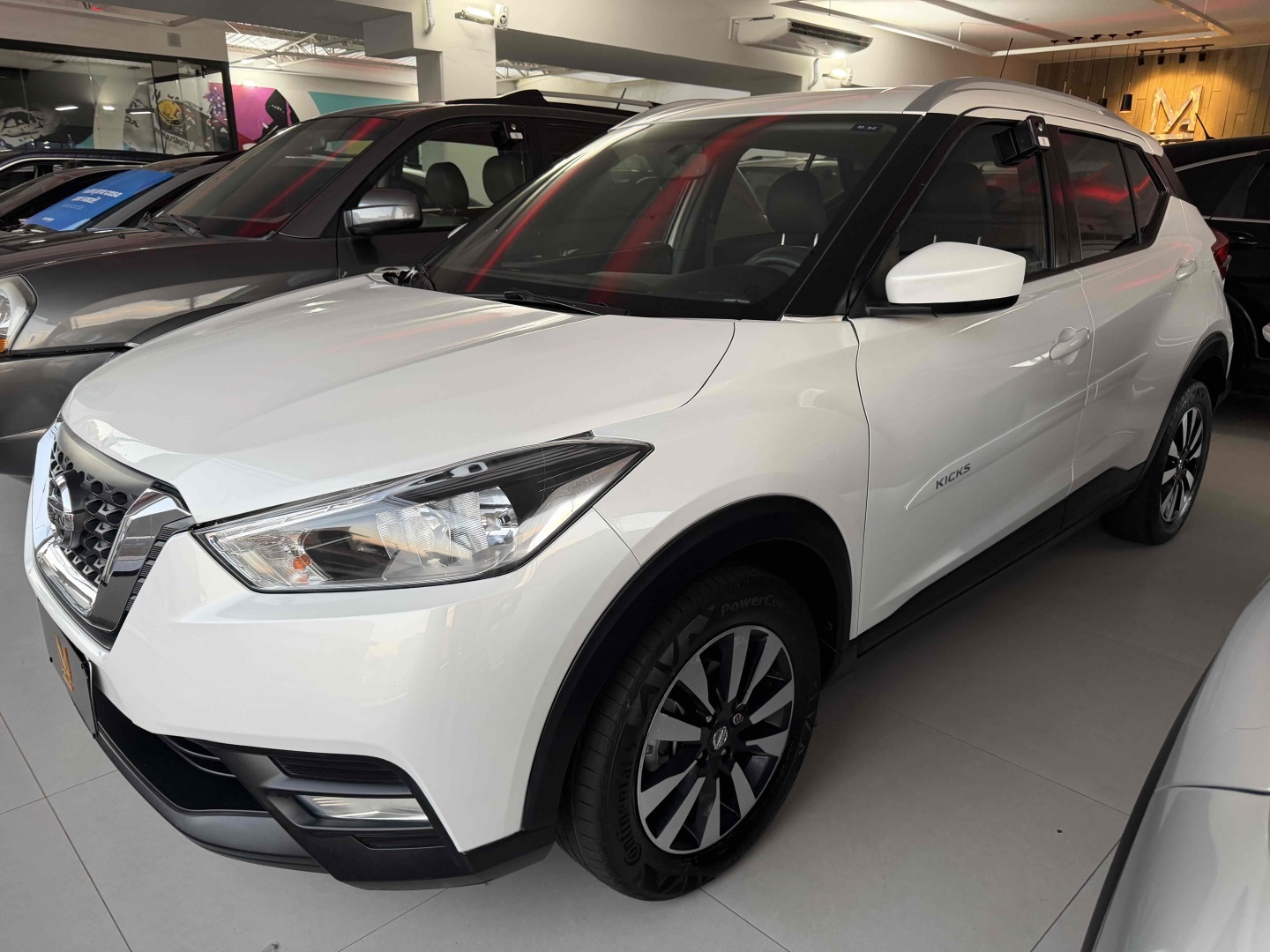 NISSAN KICKS