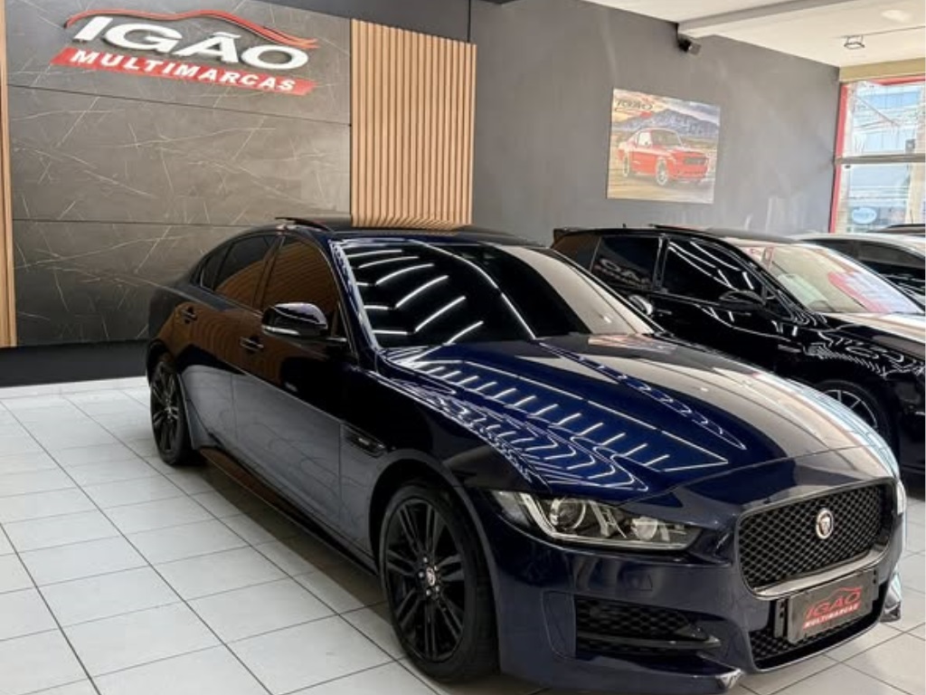 JAGUAR XE