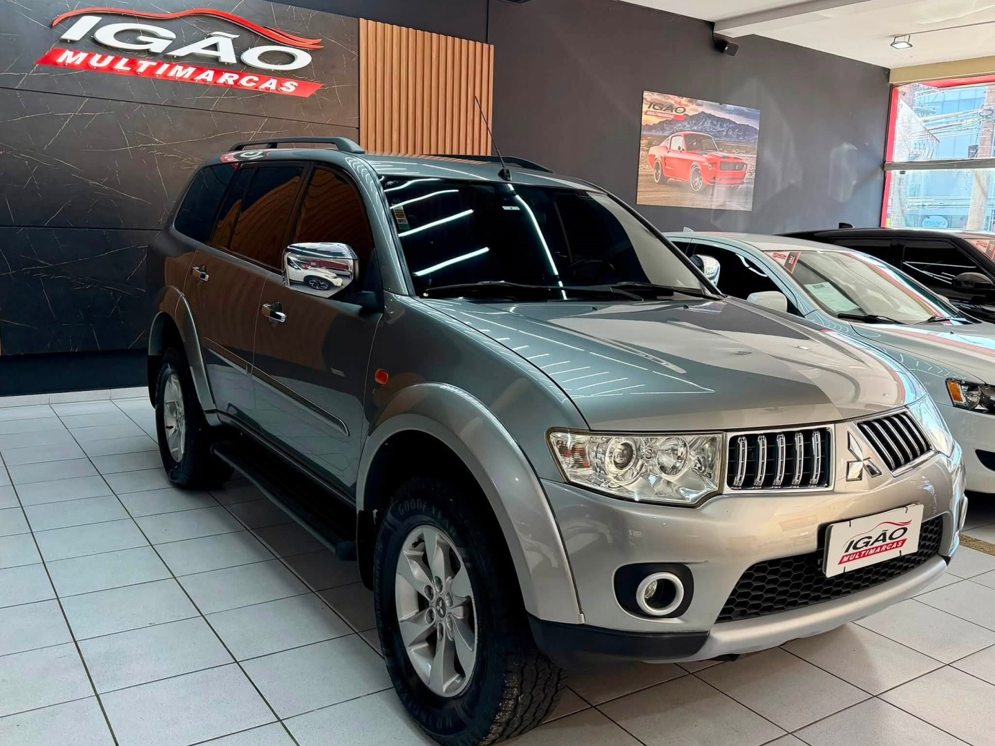 MITSUBISHI PAJERO DAKAR