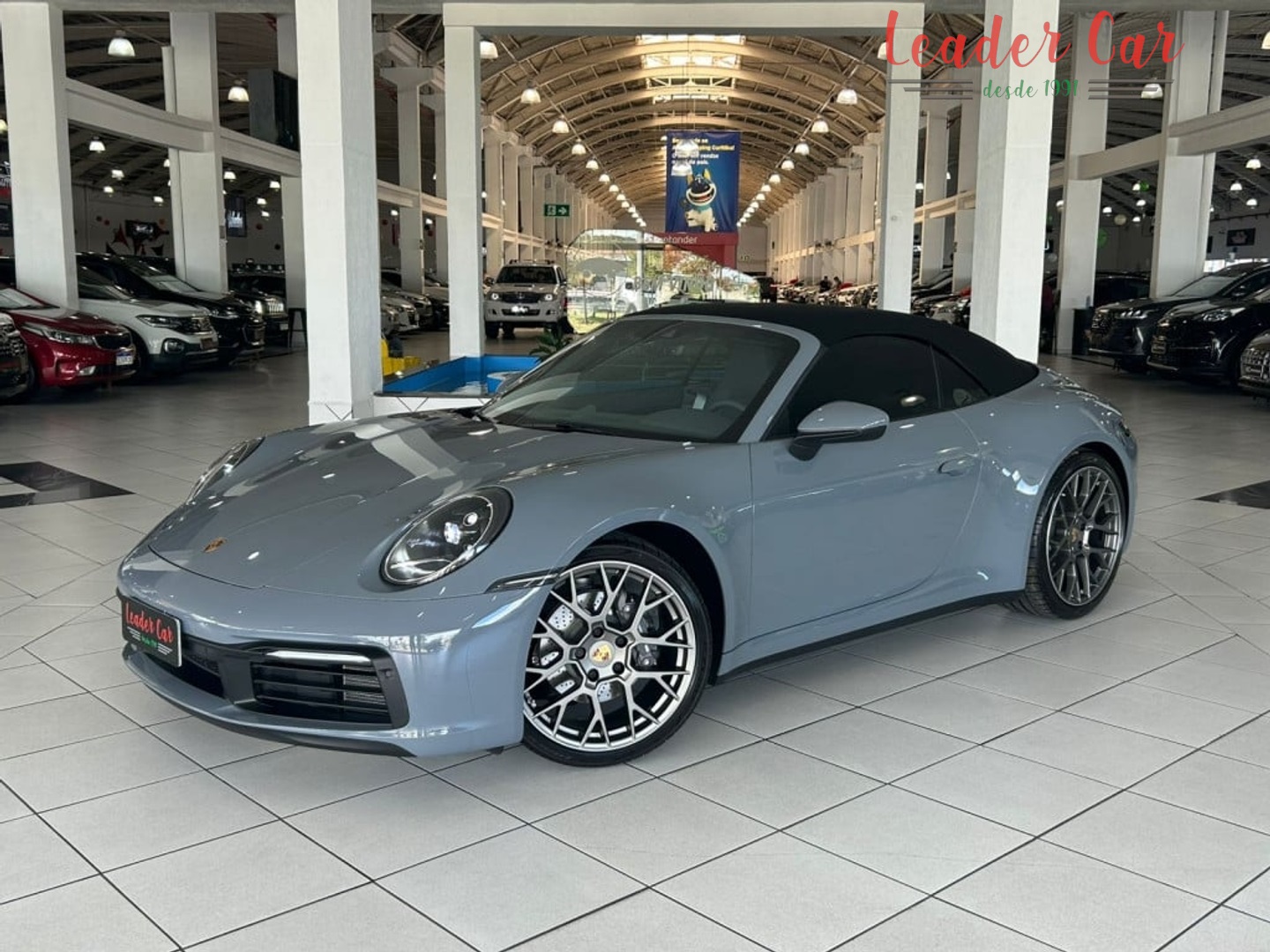 PORSCHE 911