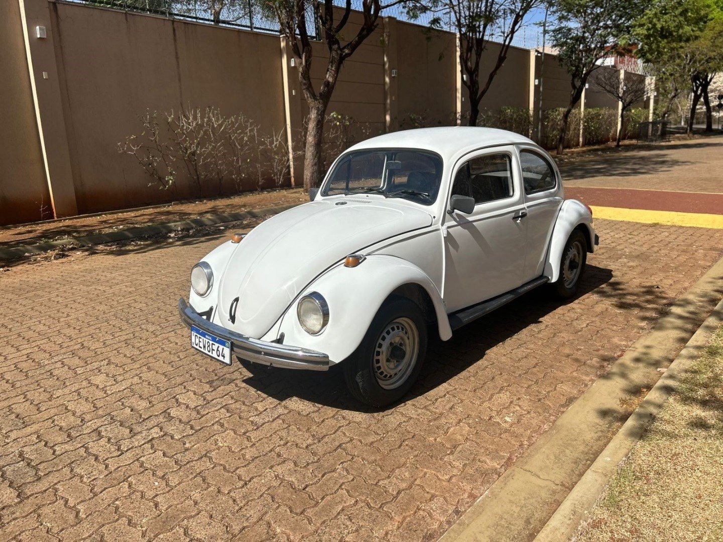 VOLKSWAGEN FUSCA
