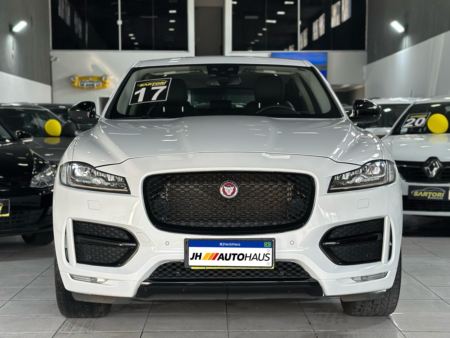 JAGUAR F-PACE