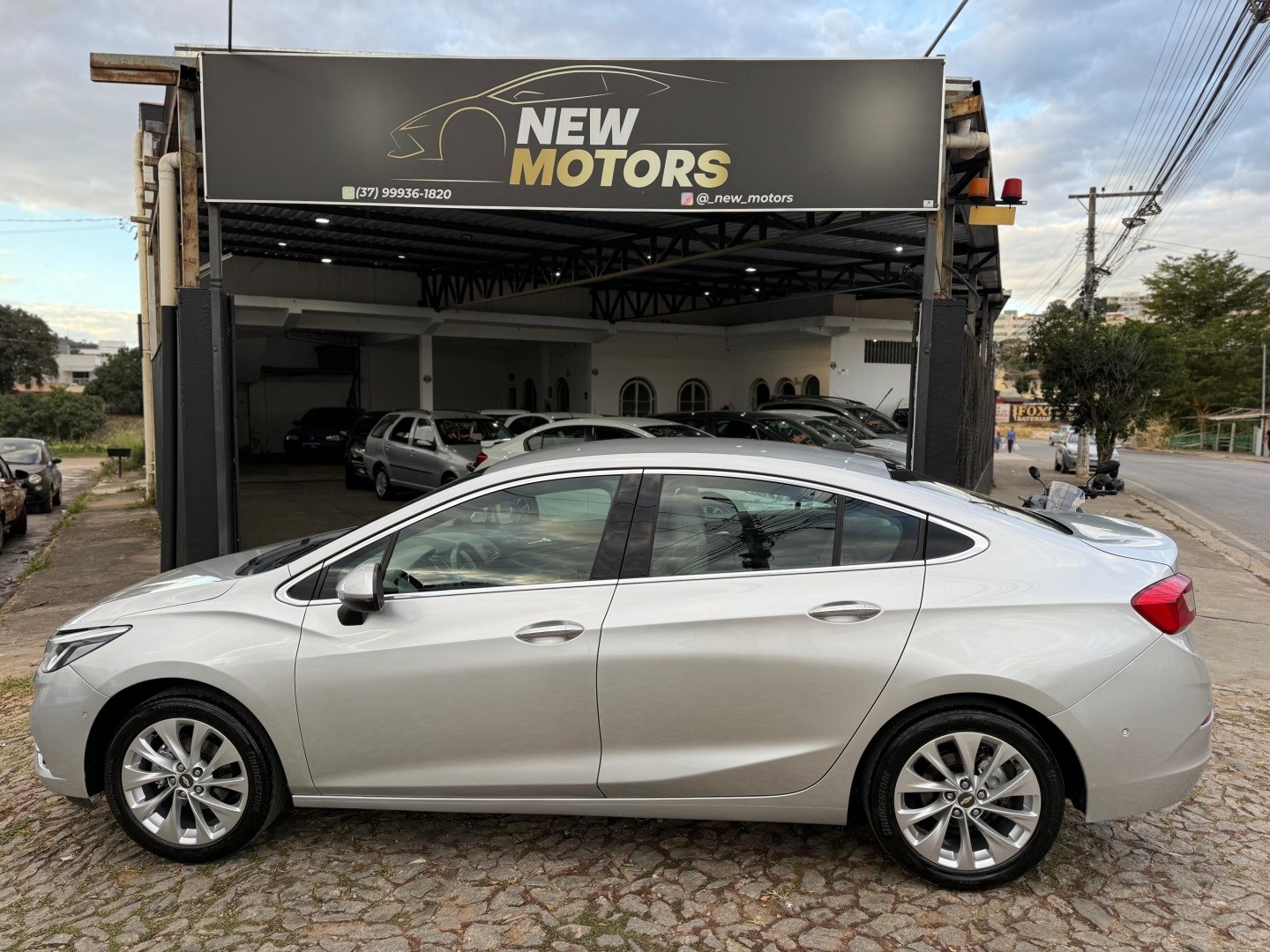 CHEVROLET CRUZE