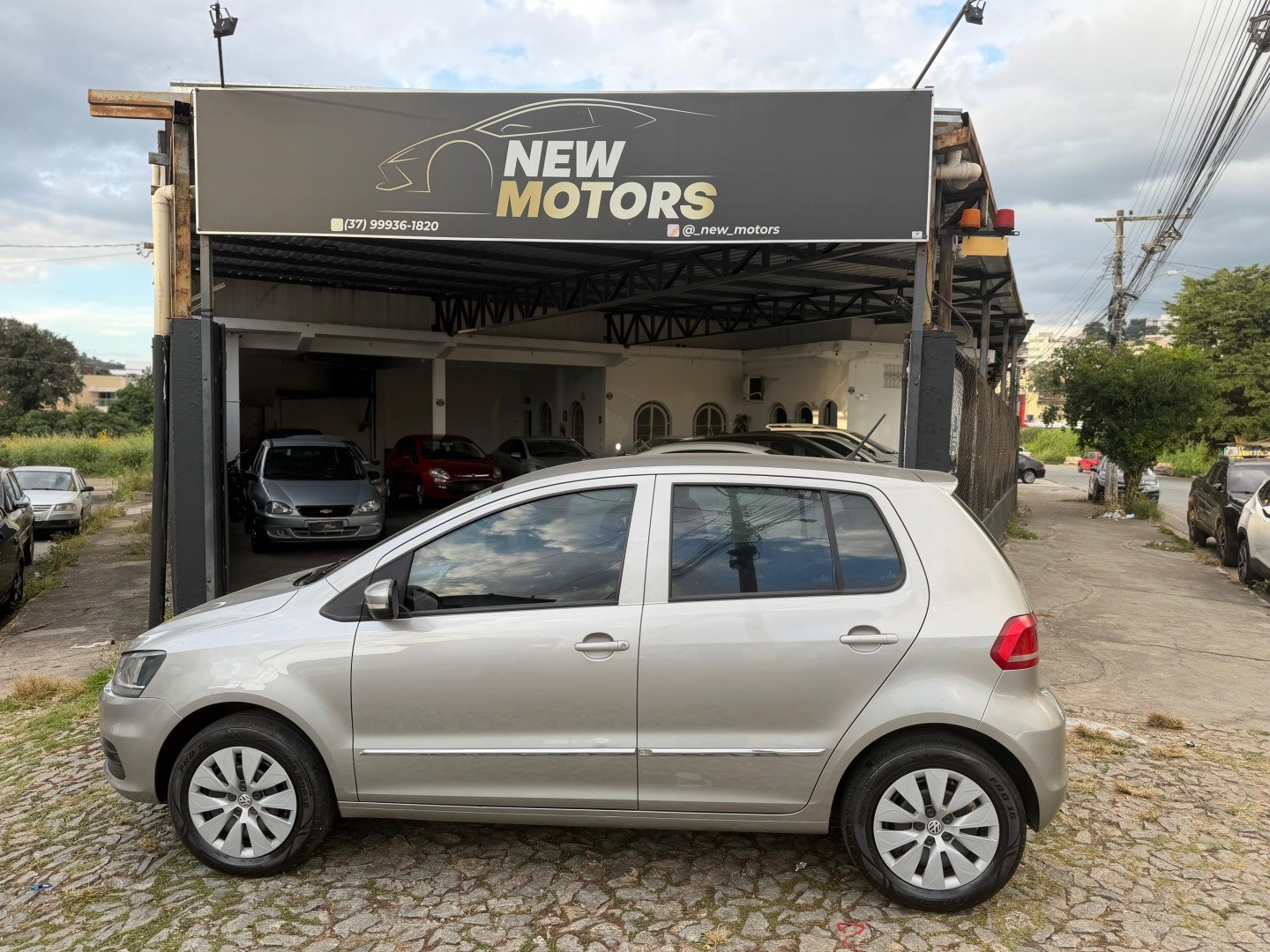 VOLKSWAGEN FOX